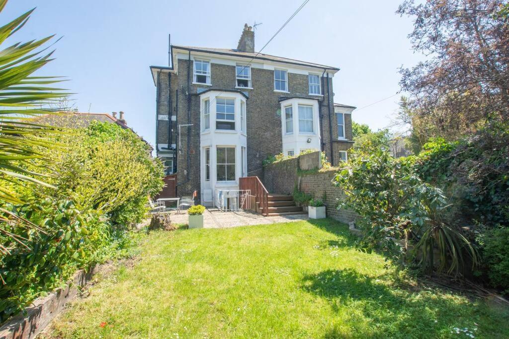 Stunning Large Victorian Maisonette With Sea View Deal Exterior foto